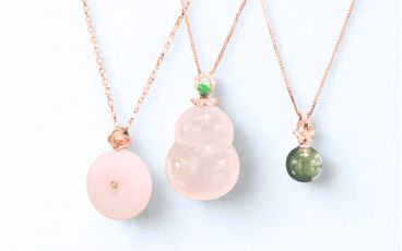 Gold/Jadestone/Pearl Trio Pendant